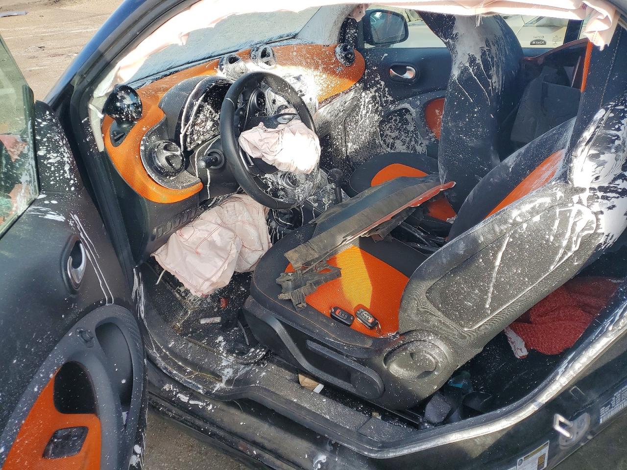 2016 SMART Fortwo VIN WMEFJ5DA1GK068671 photo 7