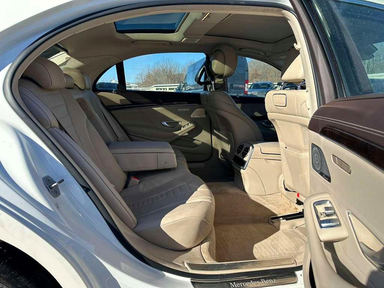 2019 Mercedes-Benz S class VIN WDDUG8GB1KA436037 photo 6