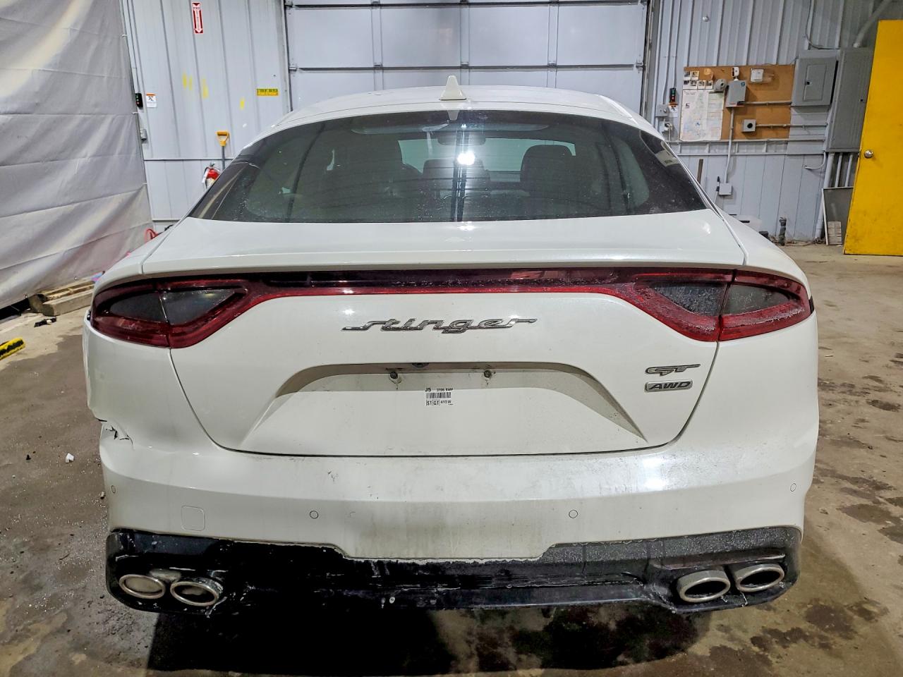 2018 Kia Stinger VIN KNAE55LC1J6027665 photo 6