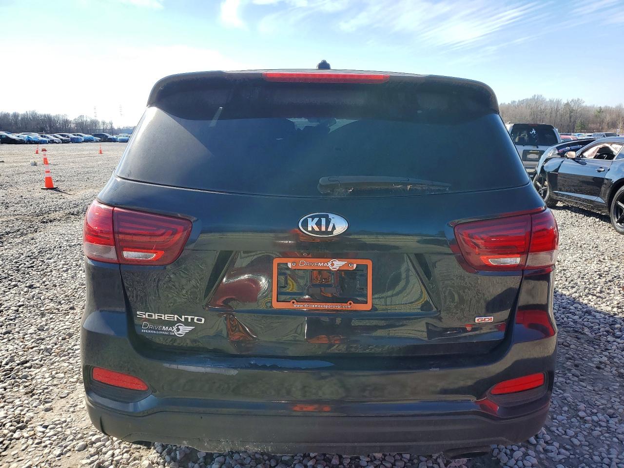 2019 Kia Sorento VIN 5XYPG4A3XKG534775 photo 6