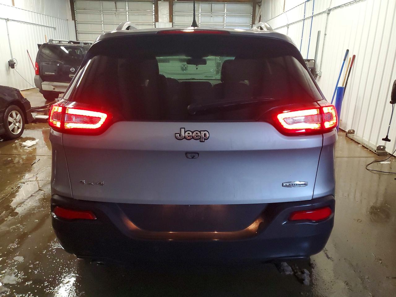 2018 Jeep Grand cher VIN 1C4PJMLB3JD601509 photo 6