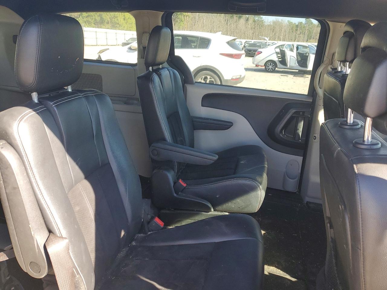 2018 Dodg Caravan VIN 2C4RDGCG1JR300229 photo 11