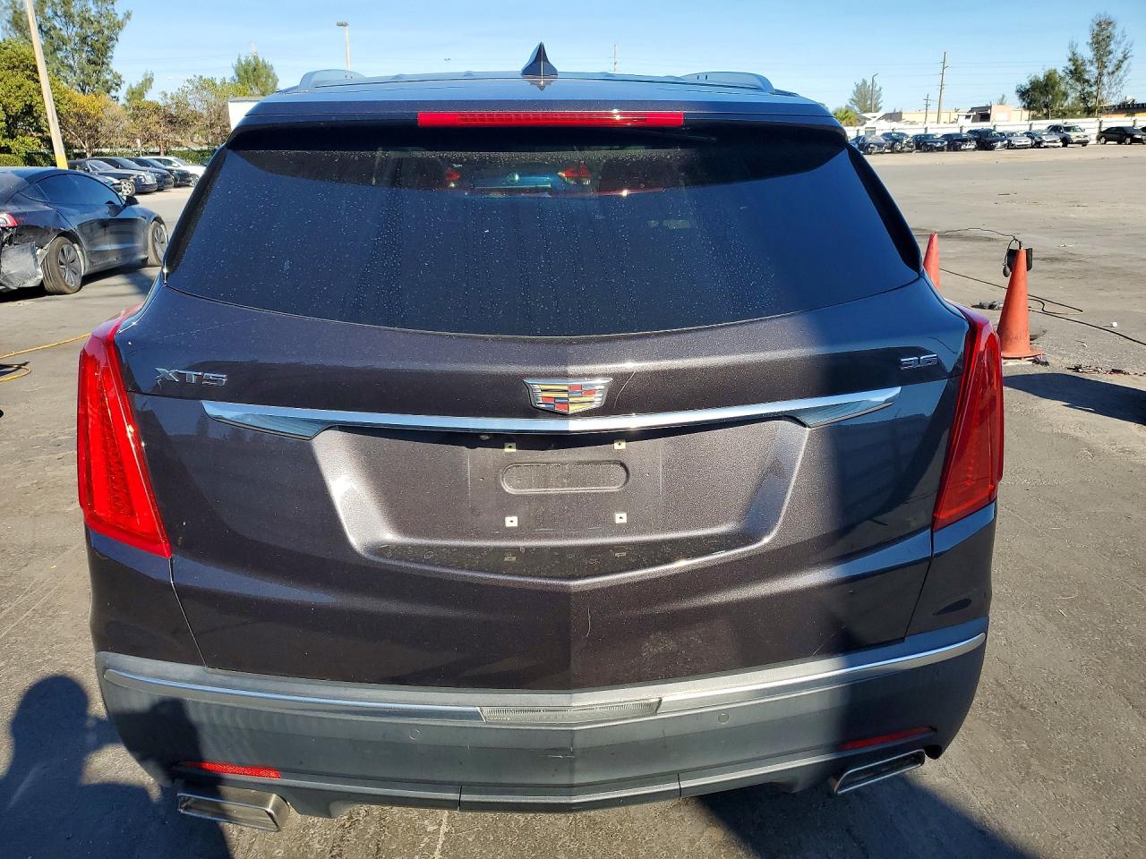 2018 Cadillac Xt5 VIN 1GYKNARSXJZ176355 photo 6