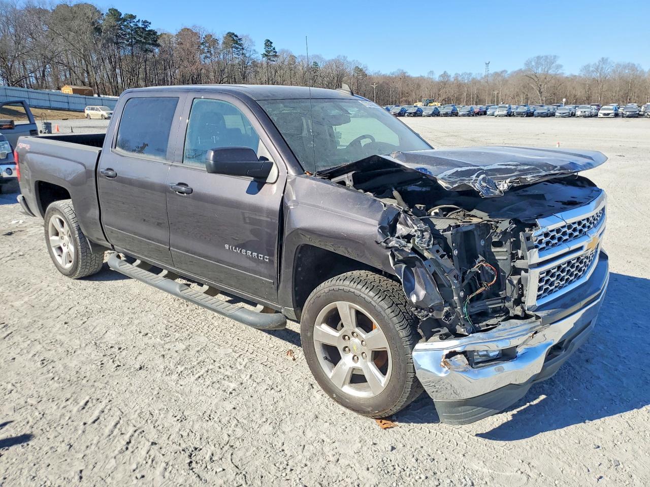 2015 Chevrolet All models VIN 3GCUKREC6FG200050 photo 4