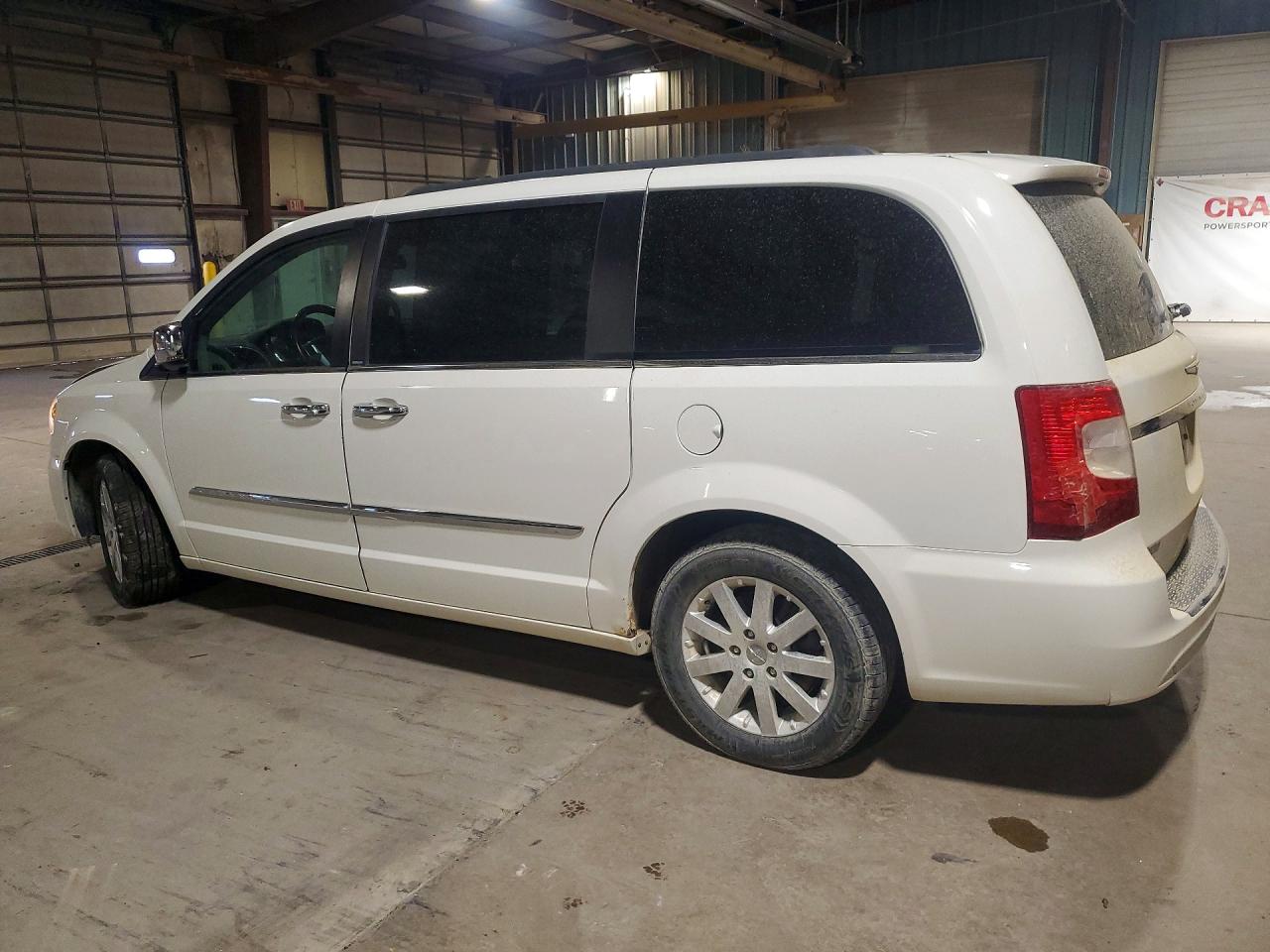 2012 Chrysler Minivan VIN 2C4RC1CGXCR106009 photo 2