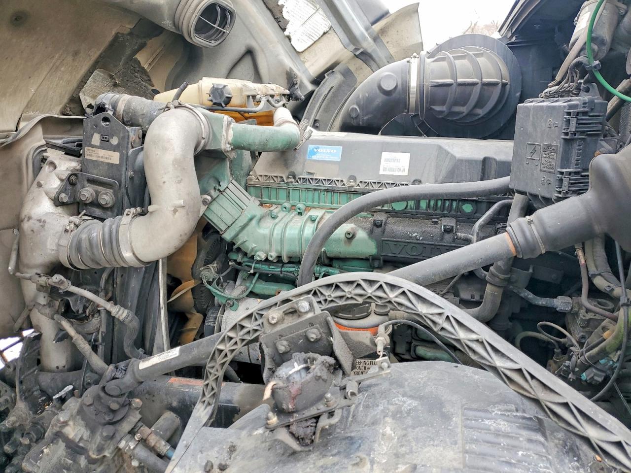 2016 Volvo Vn VIN 4V4NC9EJ8GN946660 photo 7