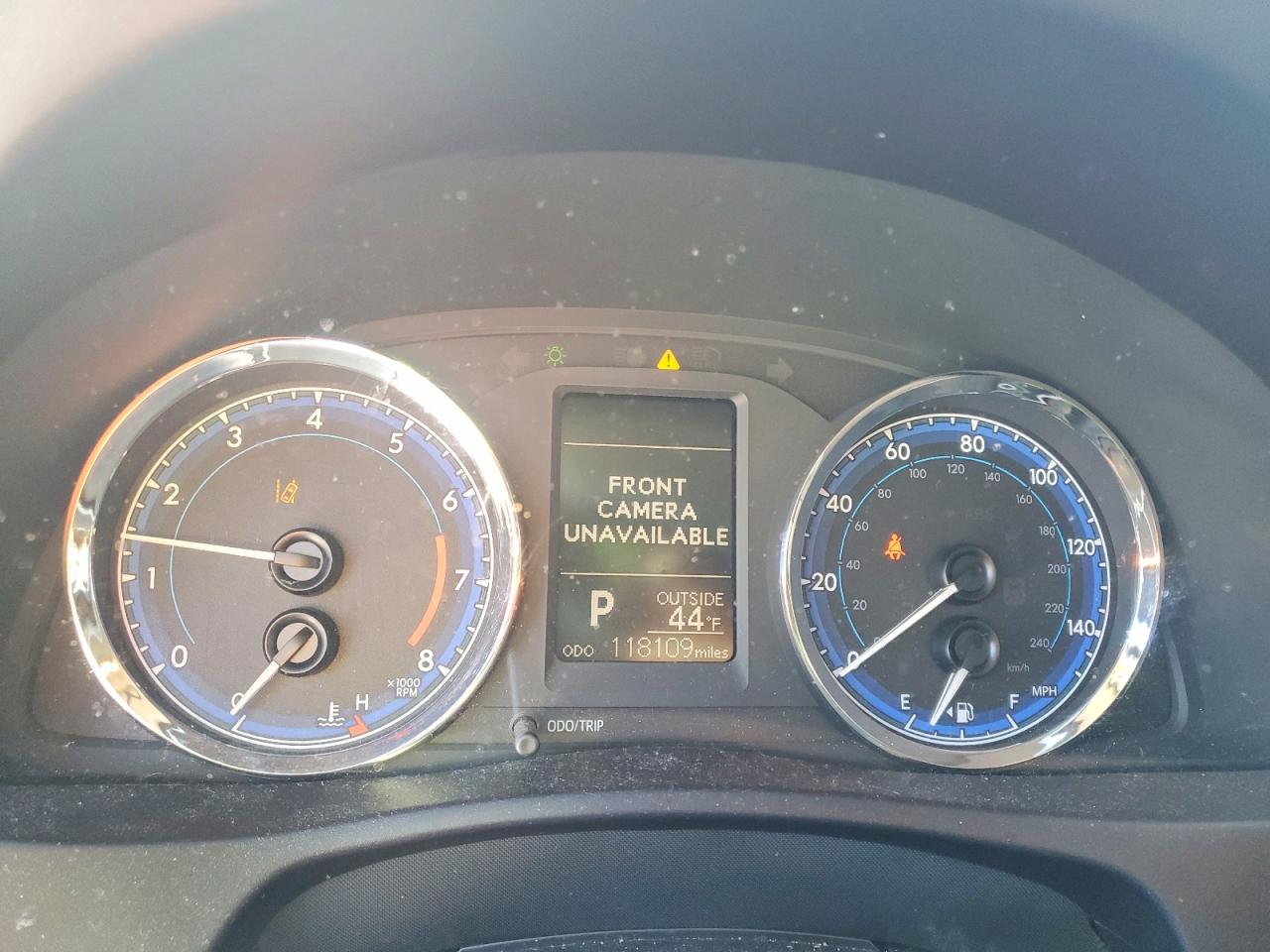 2018 Toyota Corolla VIN 5YFBURHE8JP773629 photo 9