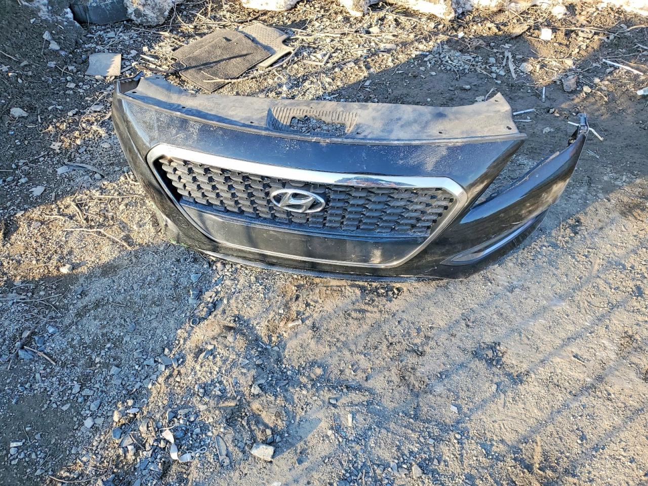 2016 Hyundai Sonata hybrid VIN KMHE24L11GA038994 photo 12