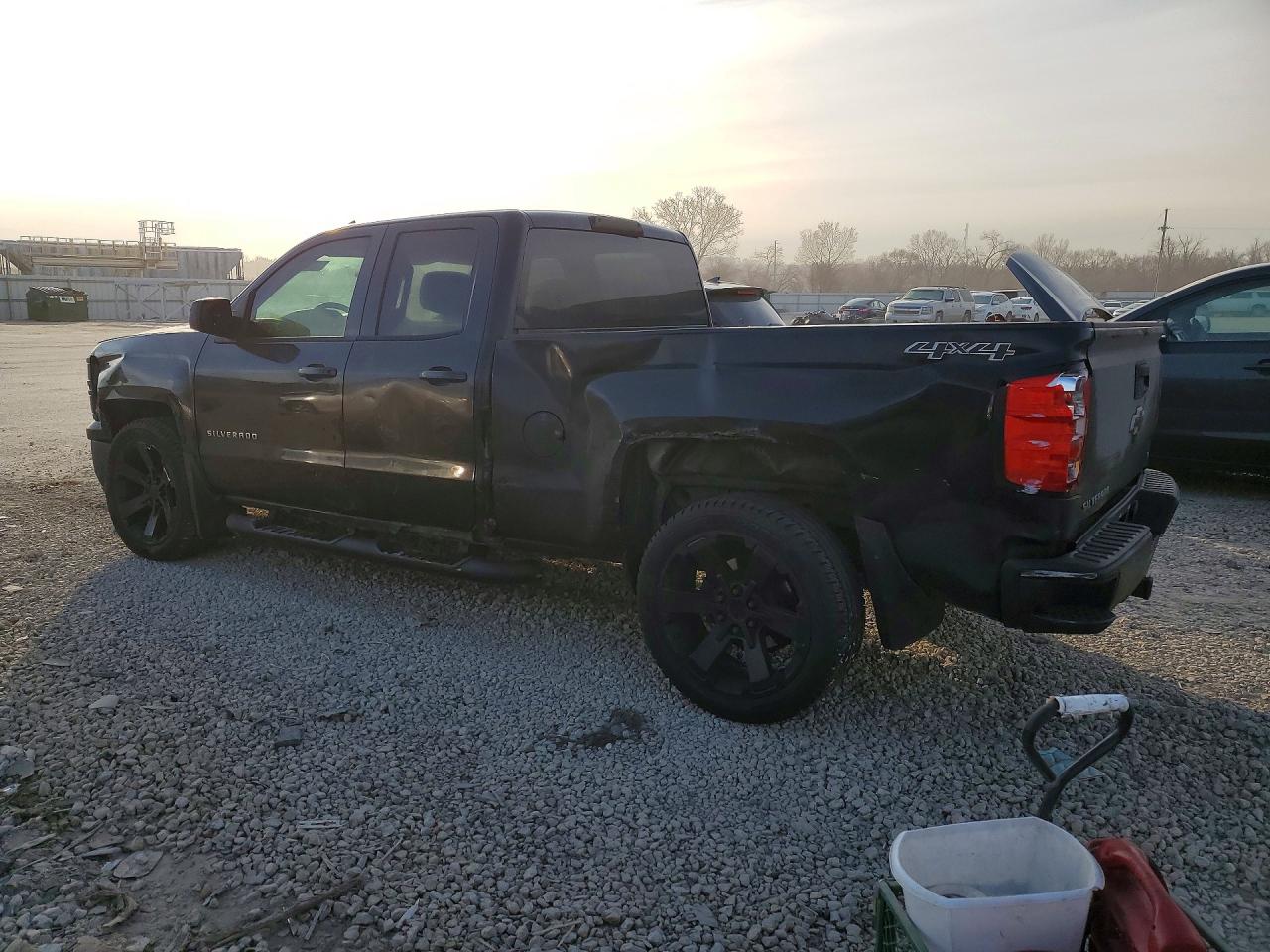 2014 CHEV All models VIN 1GCVKREC9EZ390025 photo 2