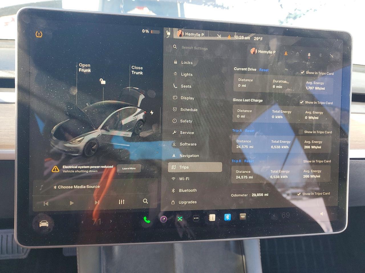 2023 Tesla Model 3 VIN 5YJ3E1EA8PF638028 photo 9