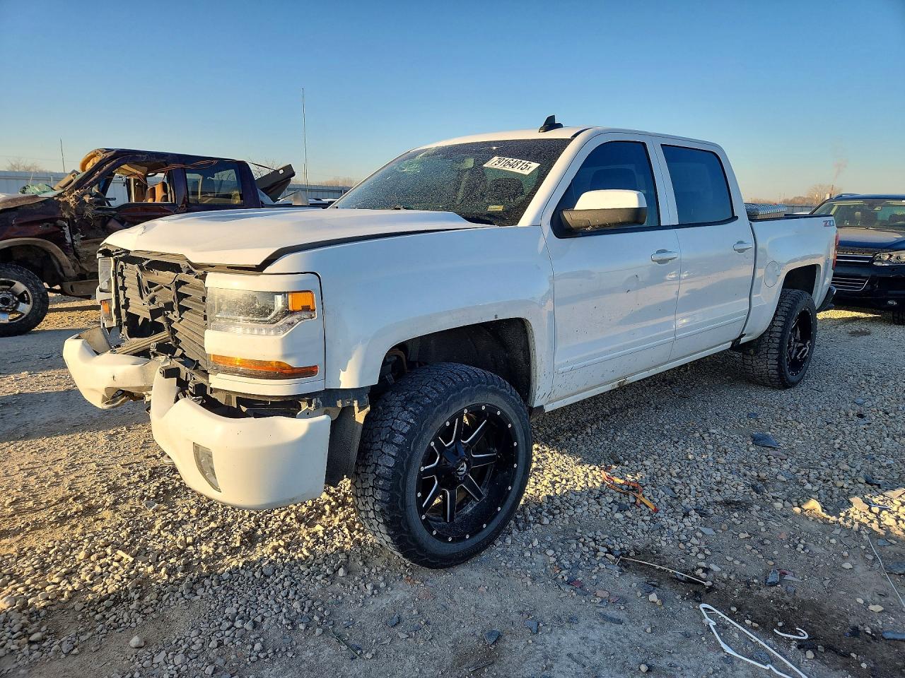 2018 Chev All models VIN 3GCUKREC8JG353683 photo 1