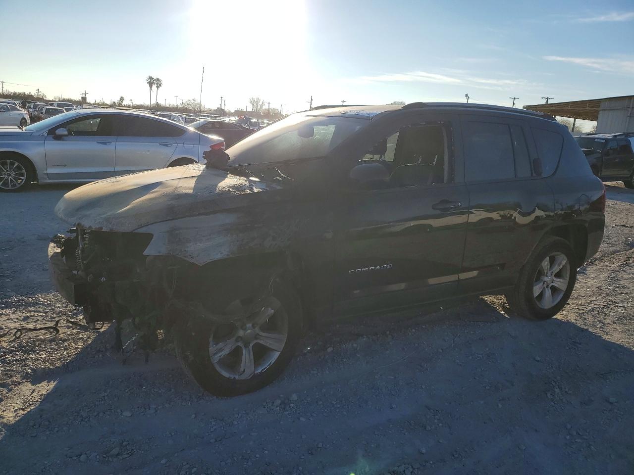 2016 Jeep Compass VIN 1C4NJDEB9GD674350 photo 1