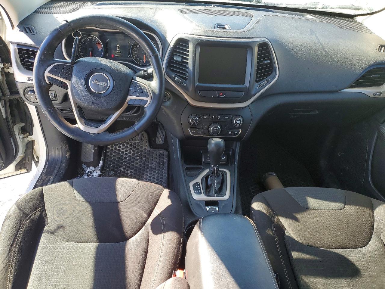 2016 Jeep Grand cher VIN 1C4PJLCSXGW176751 photo 8