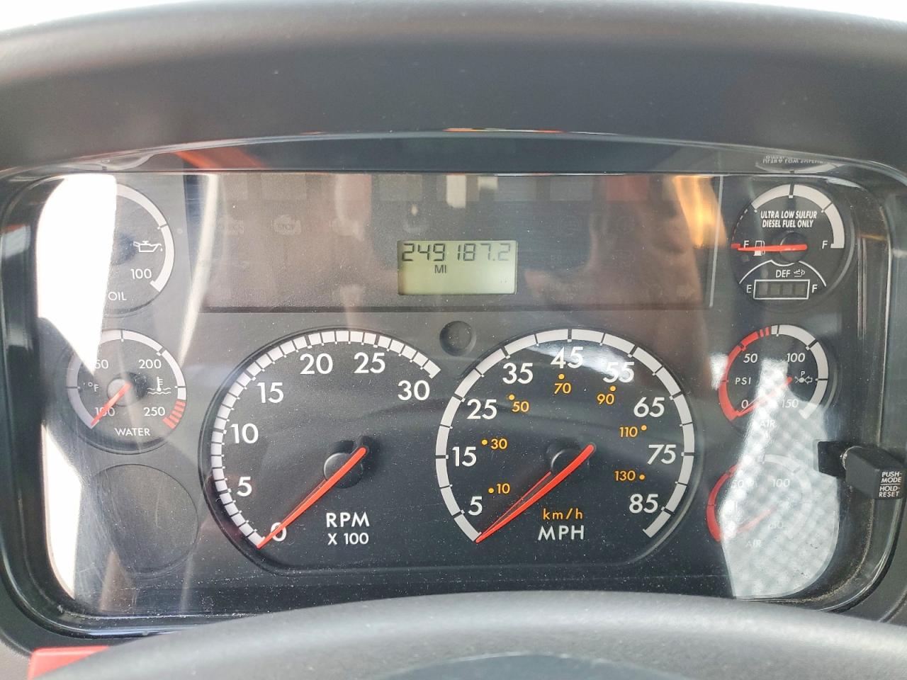 2015 FREIGHTLINER M2 unknow VIN 1FVACWDT9FHFZ8691 photo 9