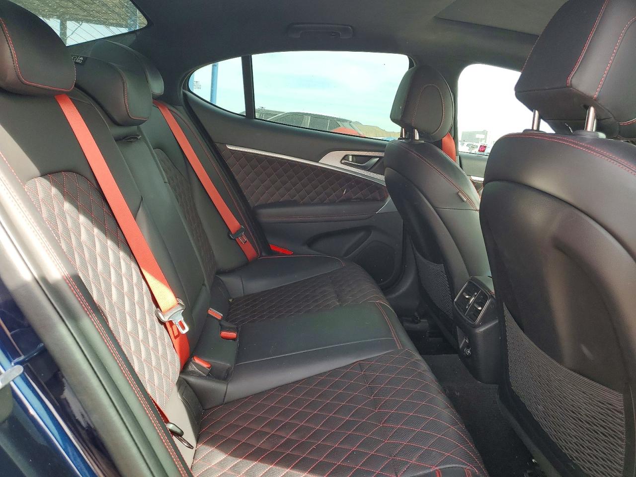 2023 Genesis G70 VIN KMTG54TE0PU114549 photo 10