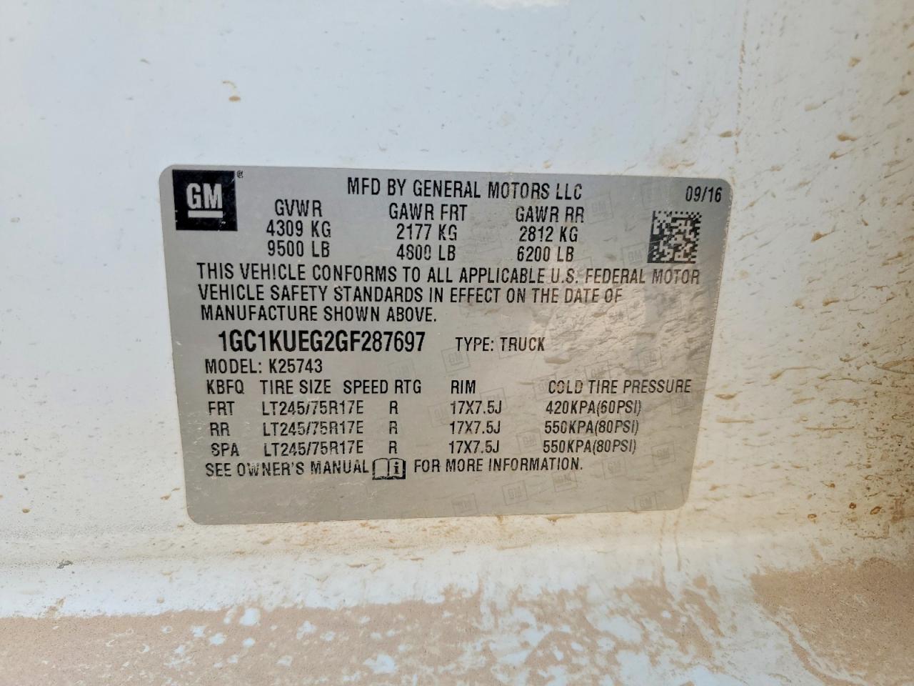 2016 Chevrolet All models VIN 1GC1KUEG2GF287697 photo 12
