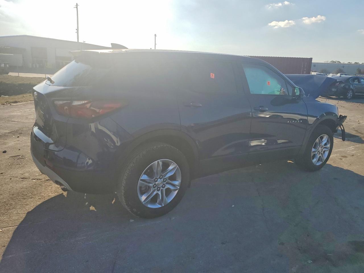 2022 Chevrolet Blazer VIN 3GNKBCR40NS193865 photo 3