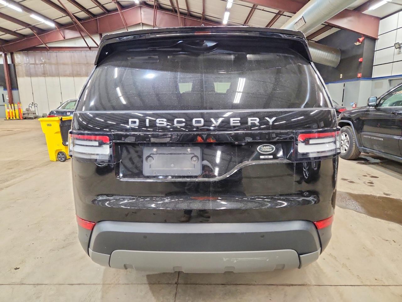 2018 Land Discovery VIN SALRG2RV9JA057928 photo 6