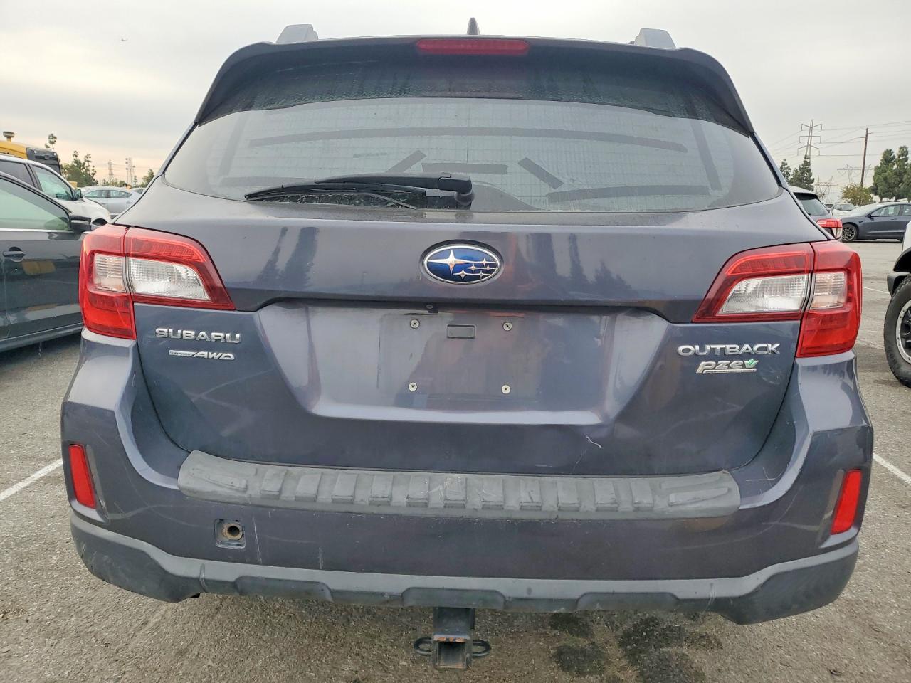 2017 SUBARU Outback VIN 4S4BSACC2H3432125 photo 6
