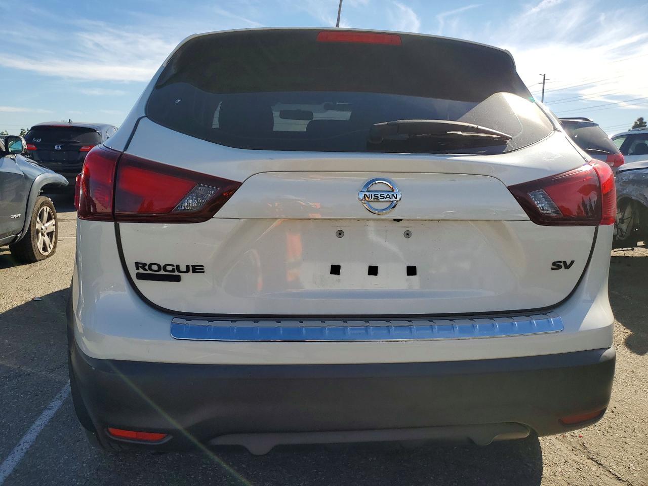 2018 Niss Rogue VIN JN1BJ1CP2JW193659 photo 6
