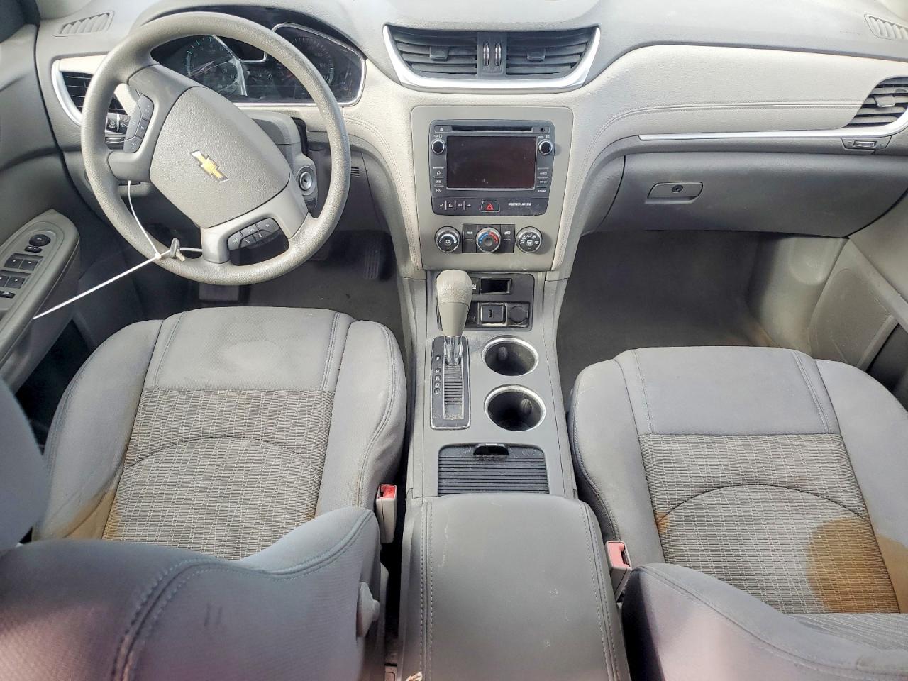 2015 Chevrolet Traverse VIN 1GNKRFED6FJ113457 photo 8