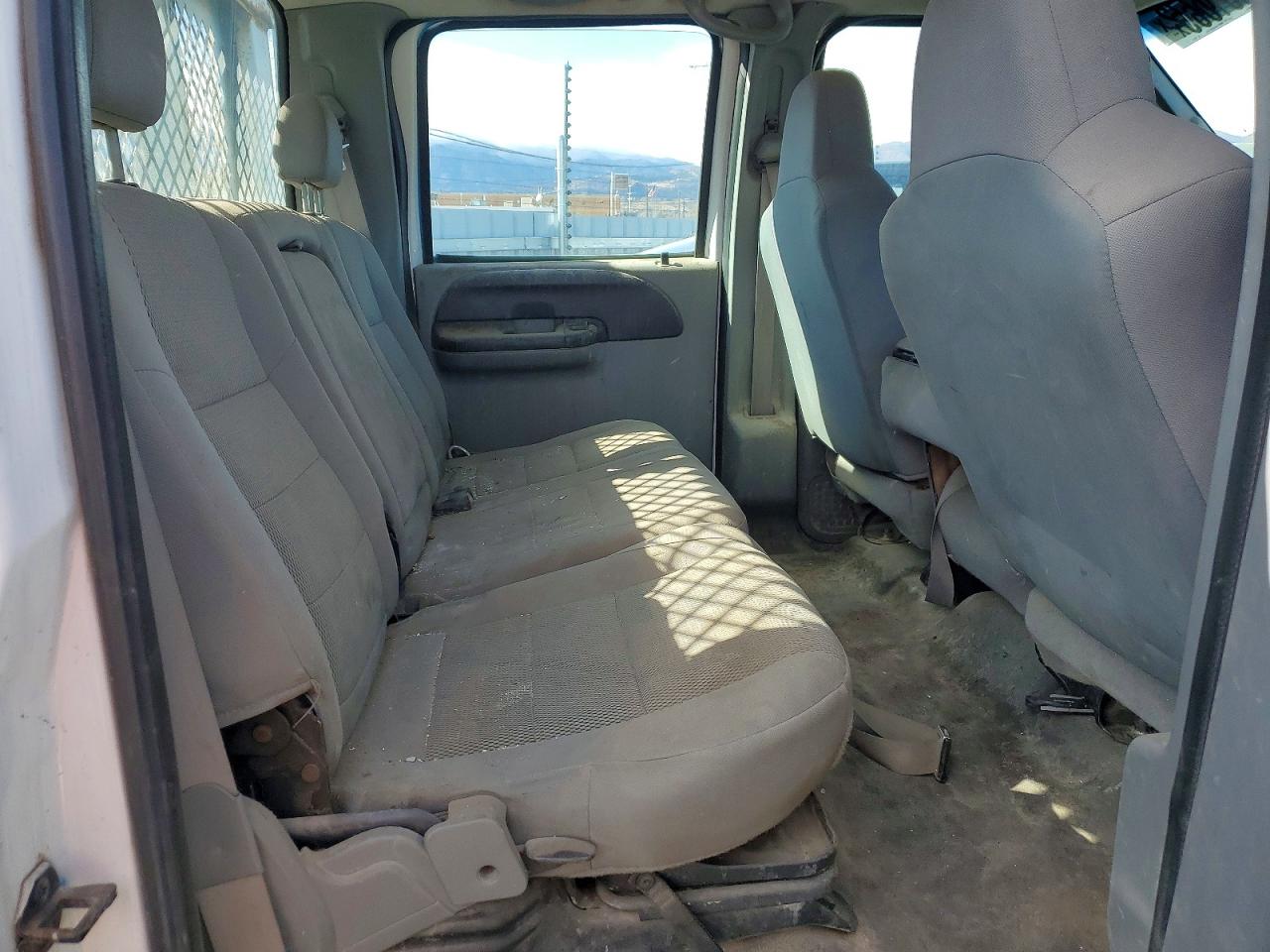 2007 Ford F550 VIN 1FDAW56P97EB14740 photo 6