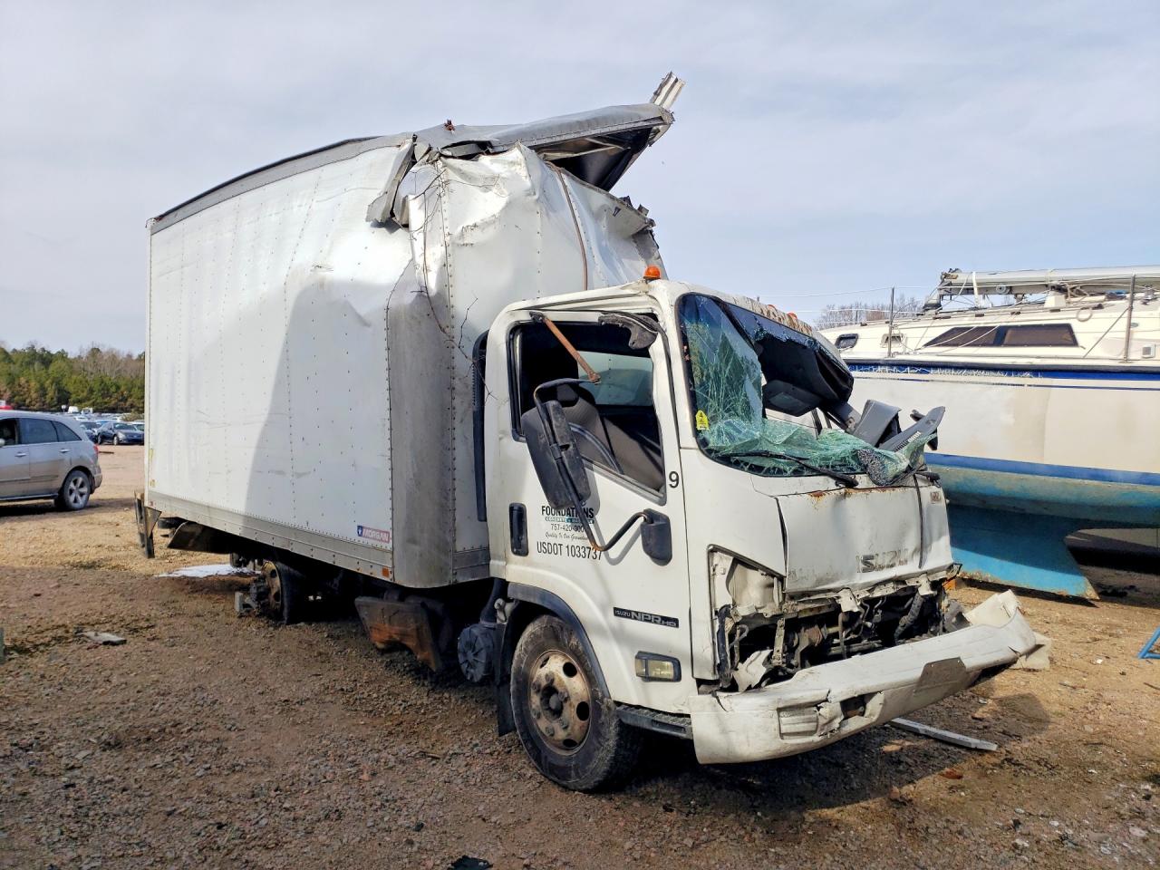 2011 Isuzu Npr VIN JALC4W160B7001777 photo 4