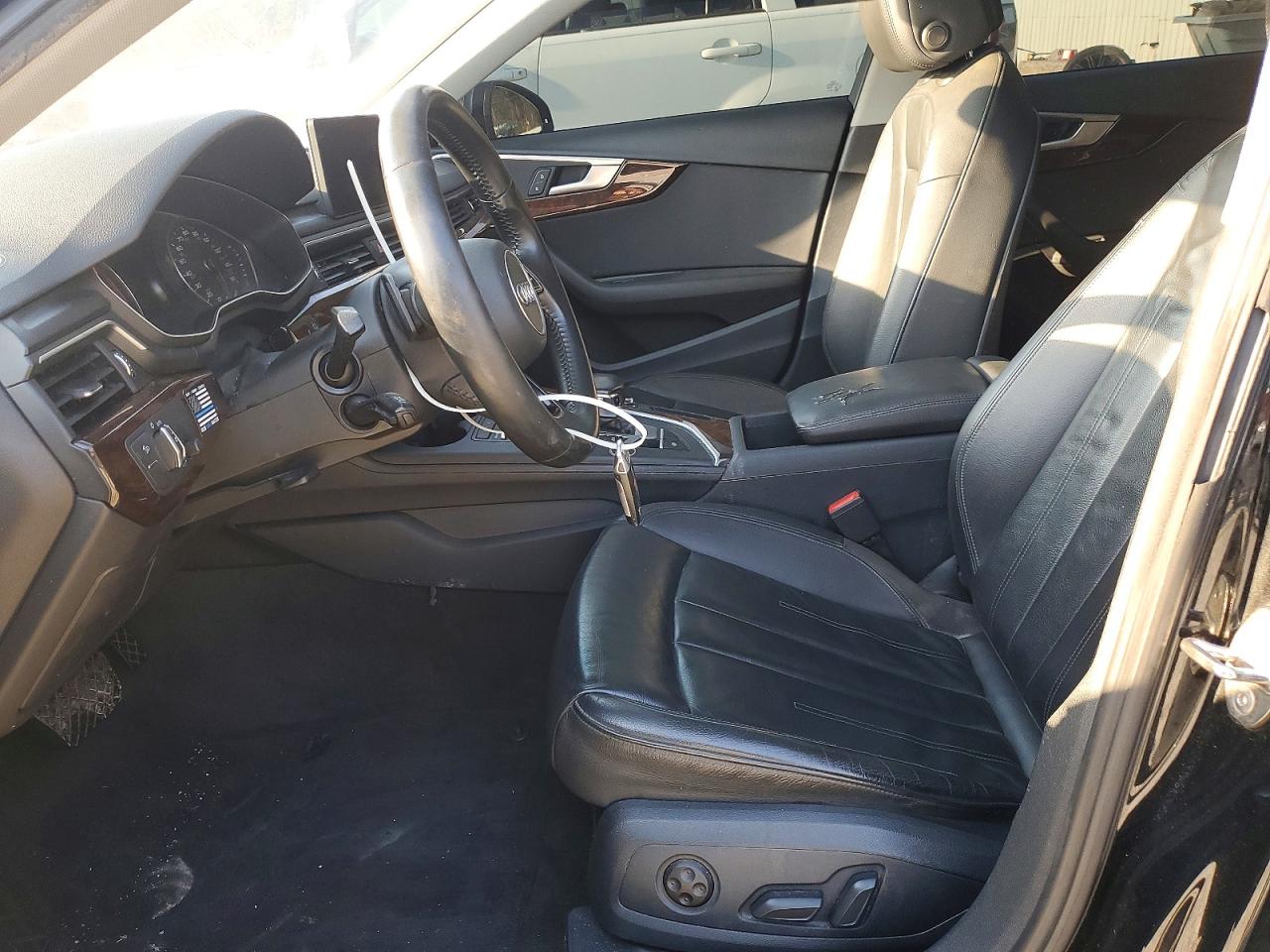 2019 Audi A4 VIN WAUGMAF48KA011180 photo 7