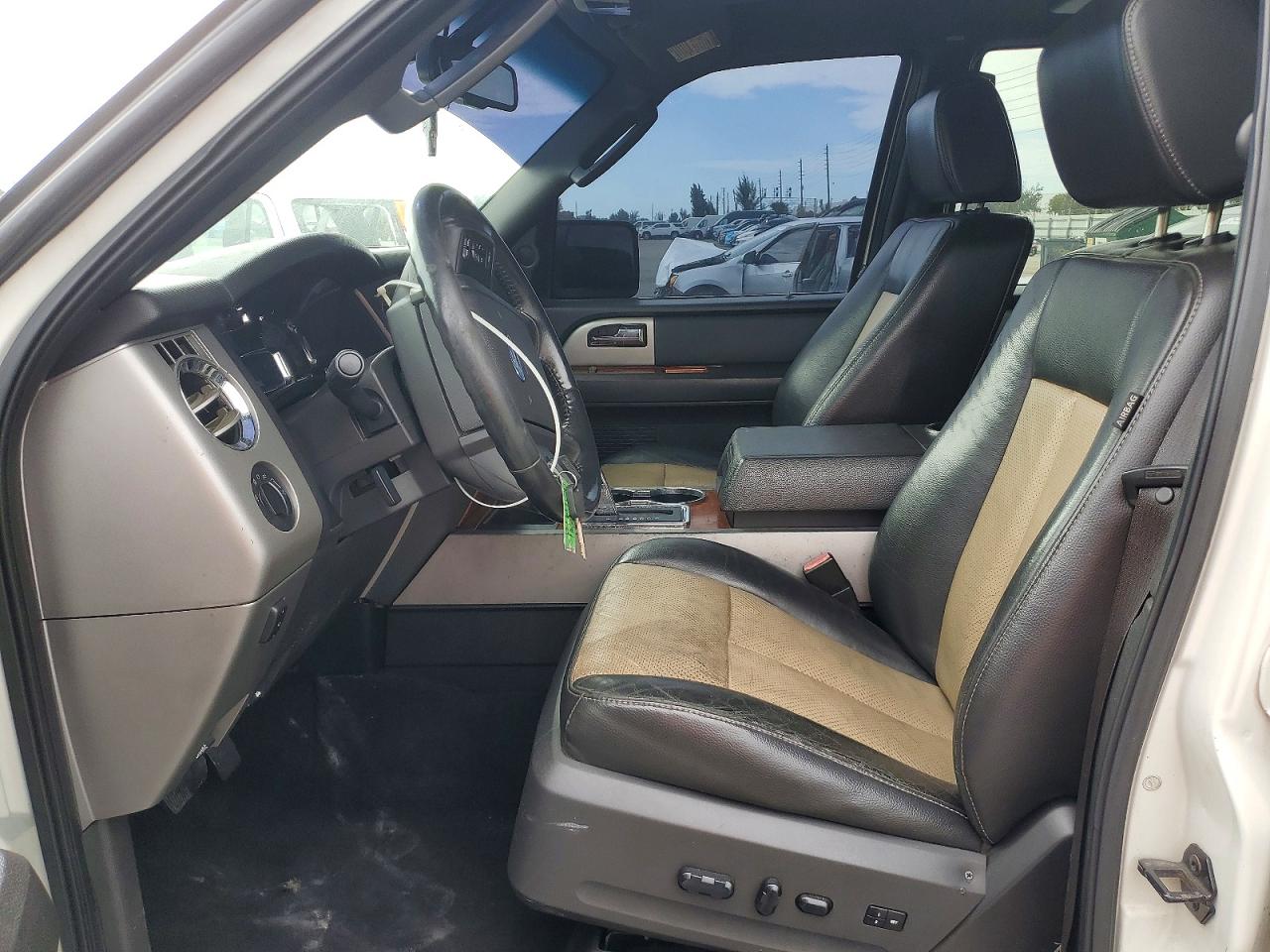 2008 Ford Expedition VIN 1FMFK18538LA78174 photo 7