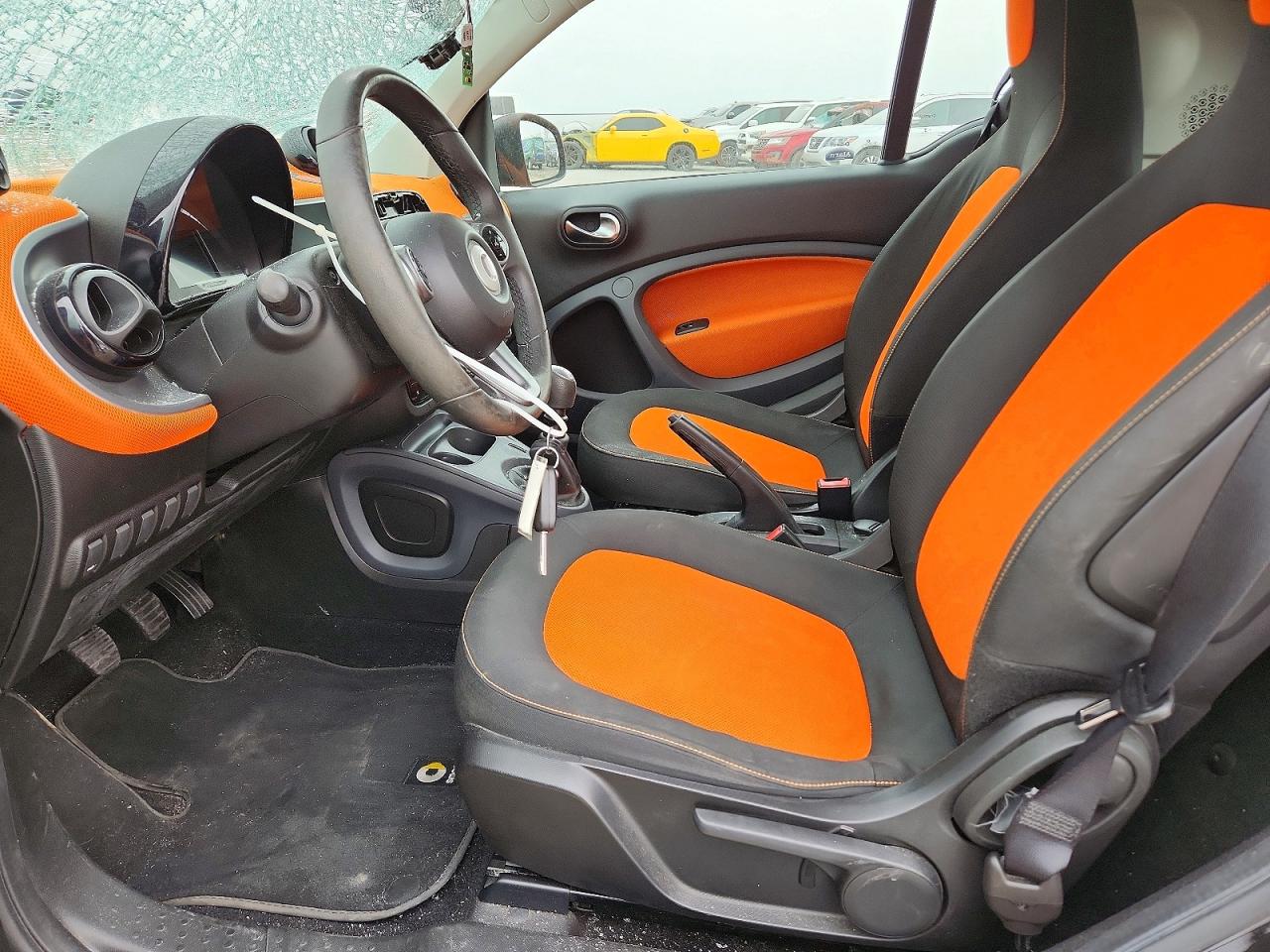 2016 SMART Fortwo VIN WMEFJ5DA7GK070246 photo 7