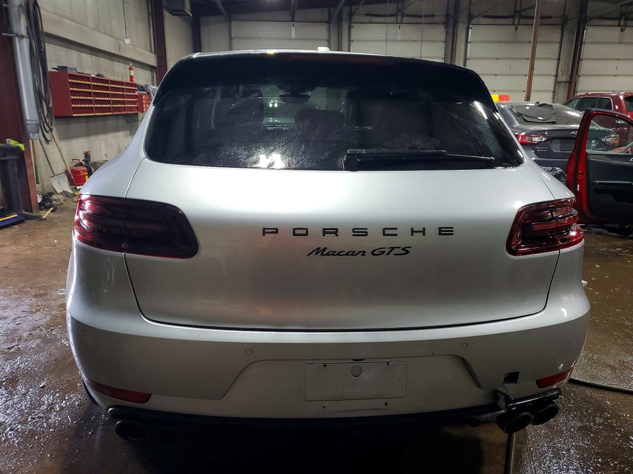 2017 PORSCHE Macan VIN WP1AG2A54HLB56279 photo 6