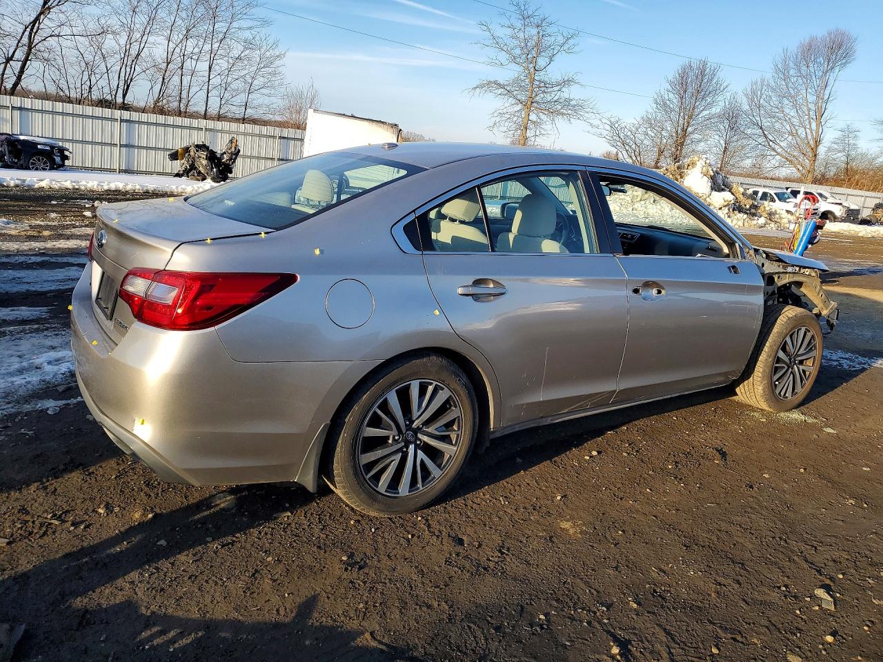 2019 Subaru LEGACY VIN 4S3BNAB69K3009900 photo 3