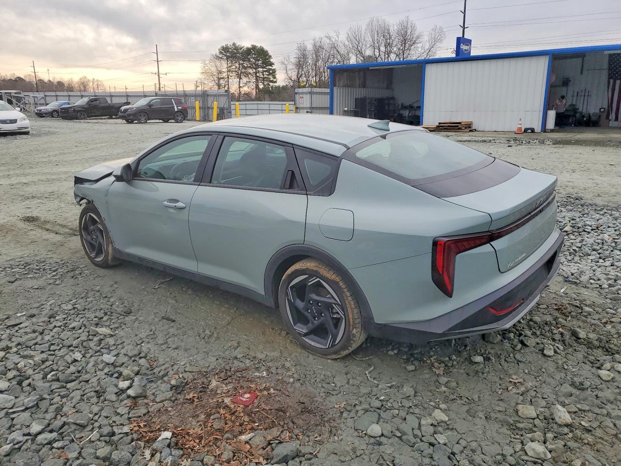 2025 Kia K4 ex VIN 3KPFU4DE2SE177039 photo 2