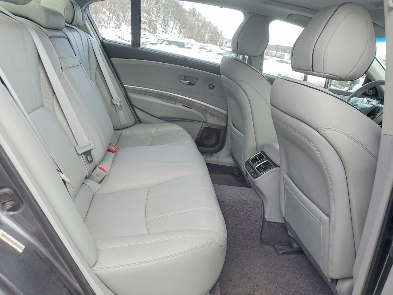 2019 Acura RLX VIN JH4KC2F96KC000330 photo 10