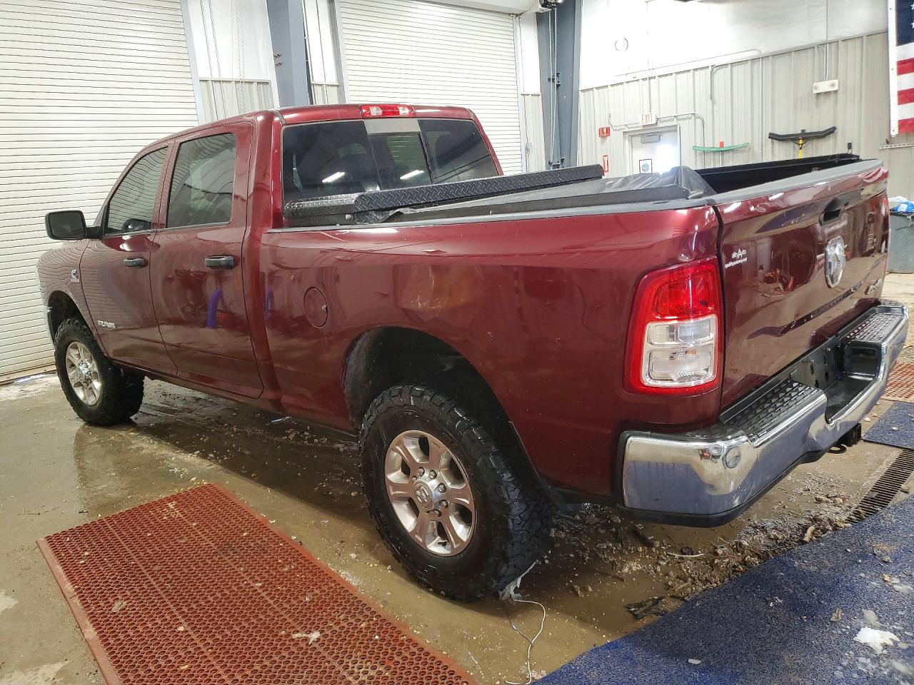2022 Ram 2500 VIN 3C6UR5CL3NG222150 photo 2