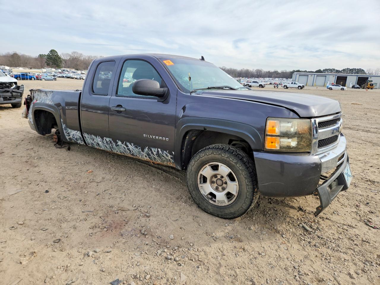 2010 Chevrolet All models VIN 1GCSKSE30AZ114305 photo 4
