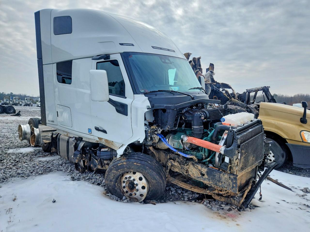 2026 VOLVO All other VIN 4V4BC9EH7TN715436 photo 1