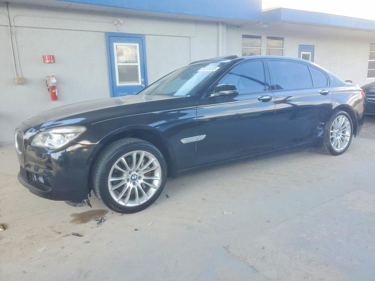 2014 BMW 7 series VIN WBAYE4C52ED138266 photo 1