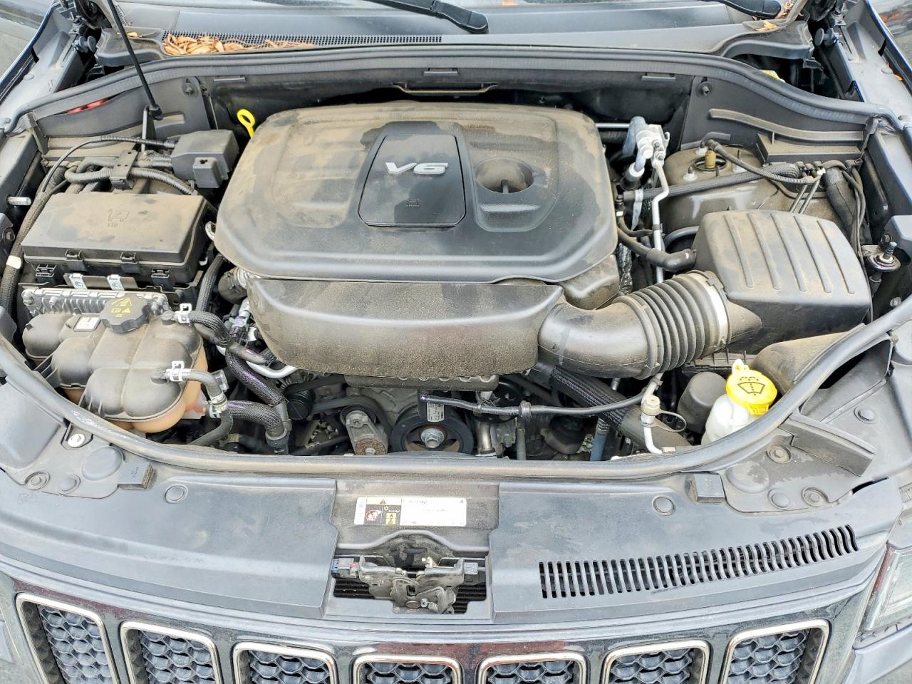 2016 Jeep Grand cher VIN 1C4RJFCG3GC333253 photo 11