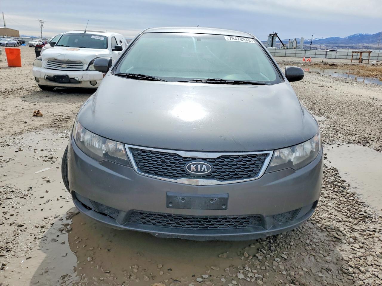 2013 Kia Forte VIN KNAFU4A22D5728432 photo 5