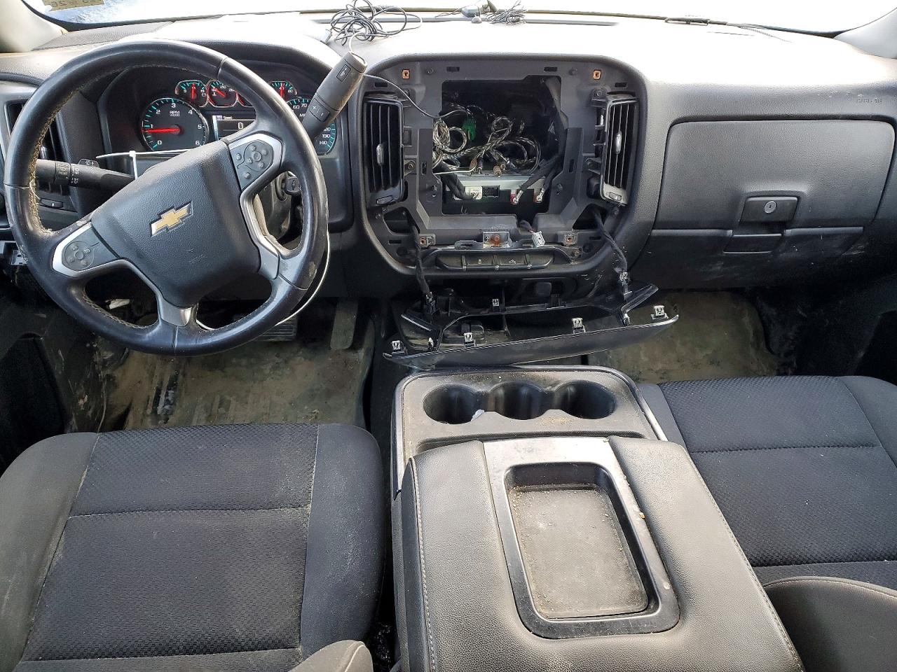 2016 Chev Silverado VIN 1GCVKREC5GZ138419 photo 8