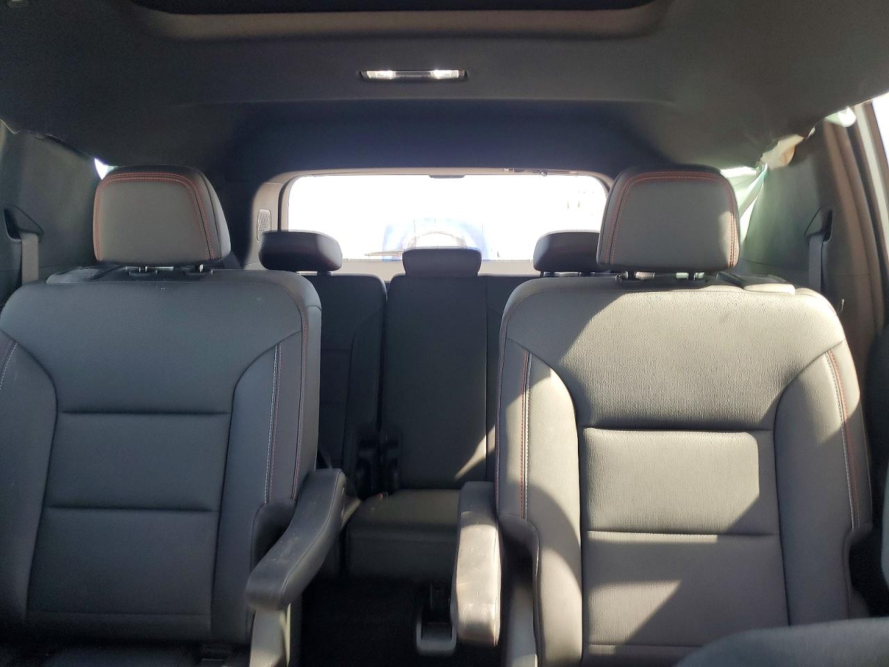 2026 Chevrolet Traverse z VIN 1GNEVJKS4TJ230285 photo 10