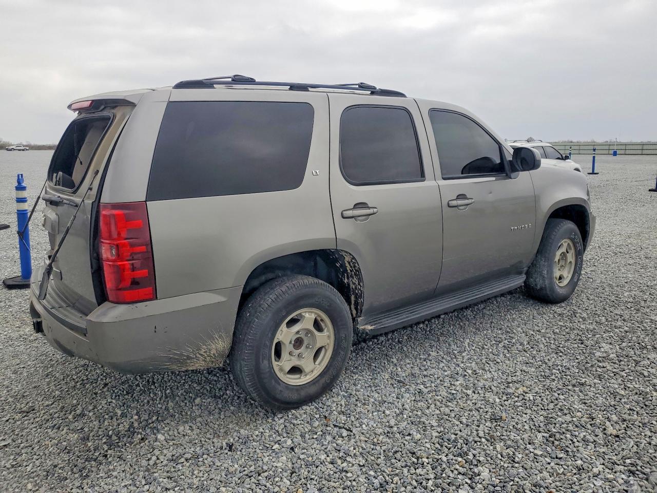 2007 CHEV Tahoe VIN 1GNFC13027R143998 photo 3