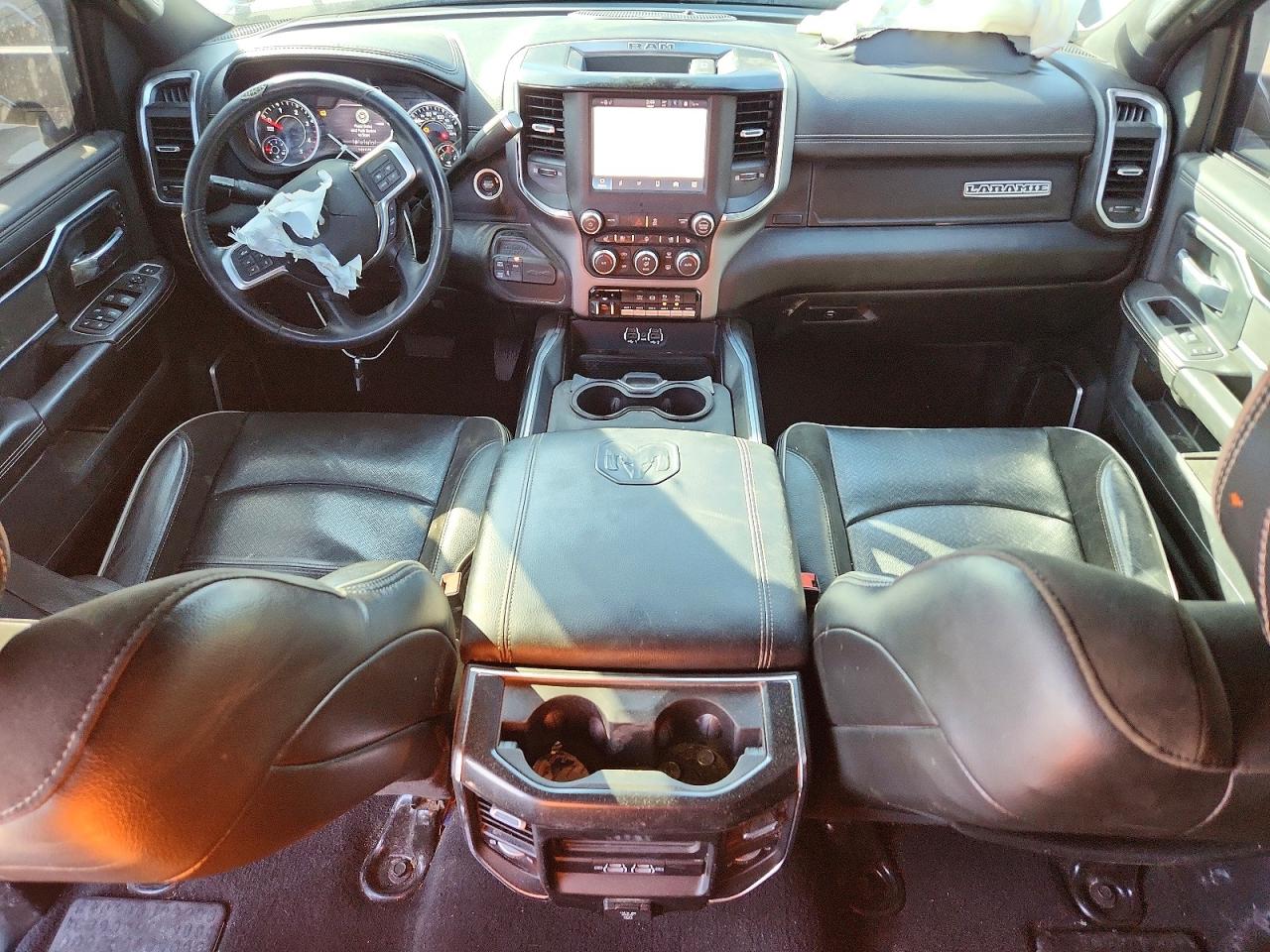 2022 Ram 3500 VIN 3C63RRJL9NG237435 photo 8