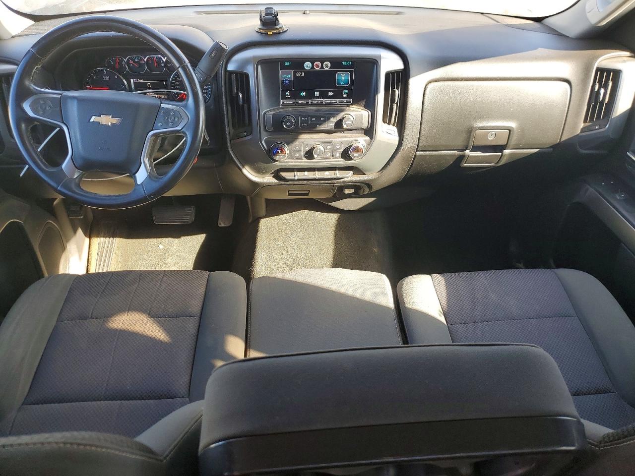 2015 Chevrolet All models VIN 3GCUKREC6FG200050 photo 8