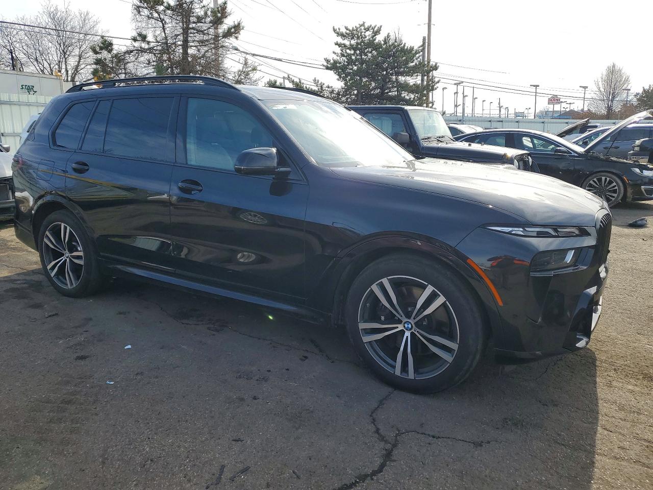 2023 BMW X7 m60i VIN 5UX33EM0XP9N47020 photo 4