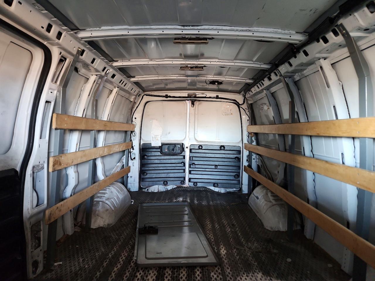 2022 GMC Savana VIN 1GTZ7HFP5N1141170 photo 10
