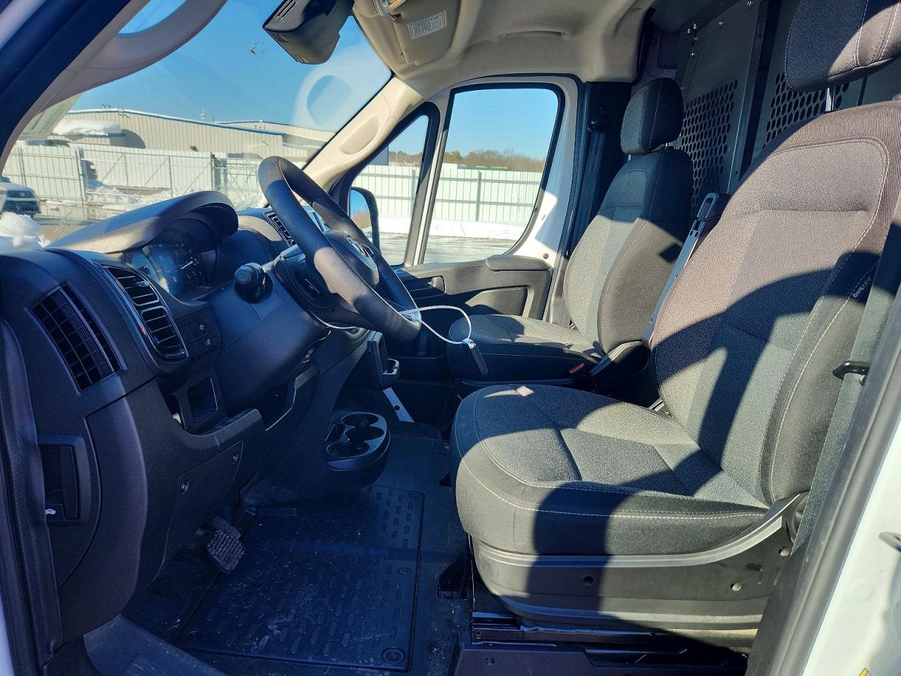 2024 Ram Promaster VIN 3C6LRVDG5RE110402 photo 7