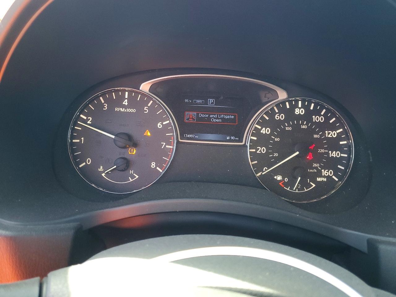2016 Nissan Pathfinder VIN 5N1AR2MMXGC617266 photo 9