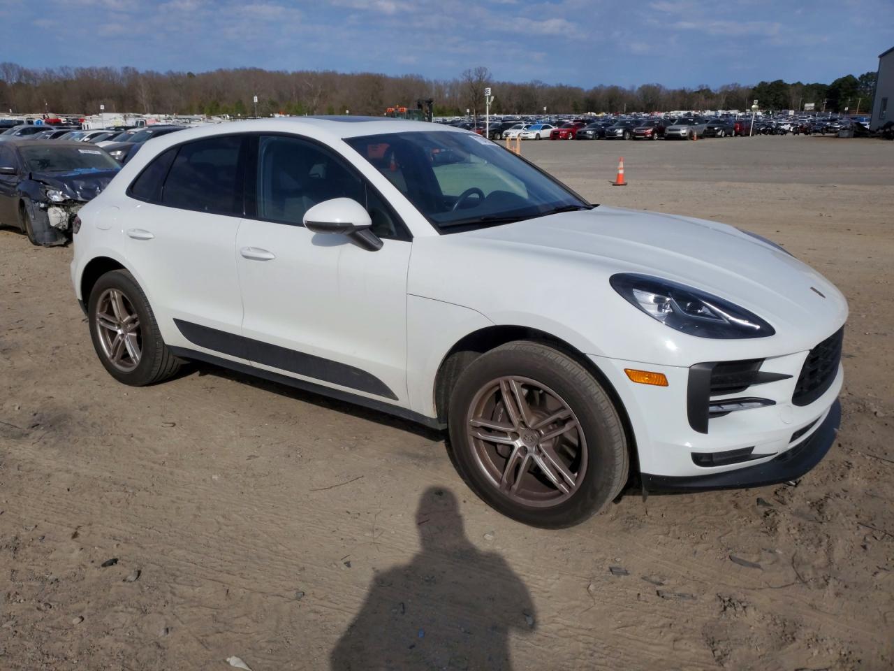 2021 Porsche Macan VIN WP1AA2A58MLB13009 photo 4